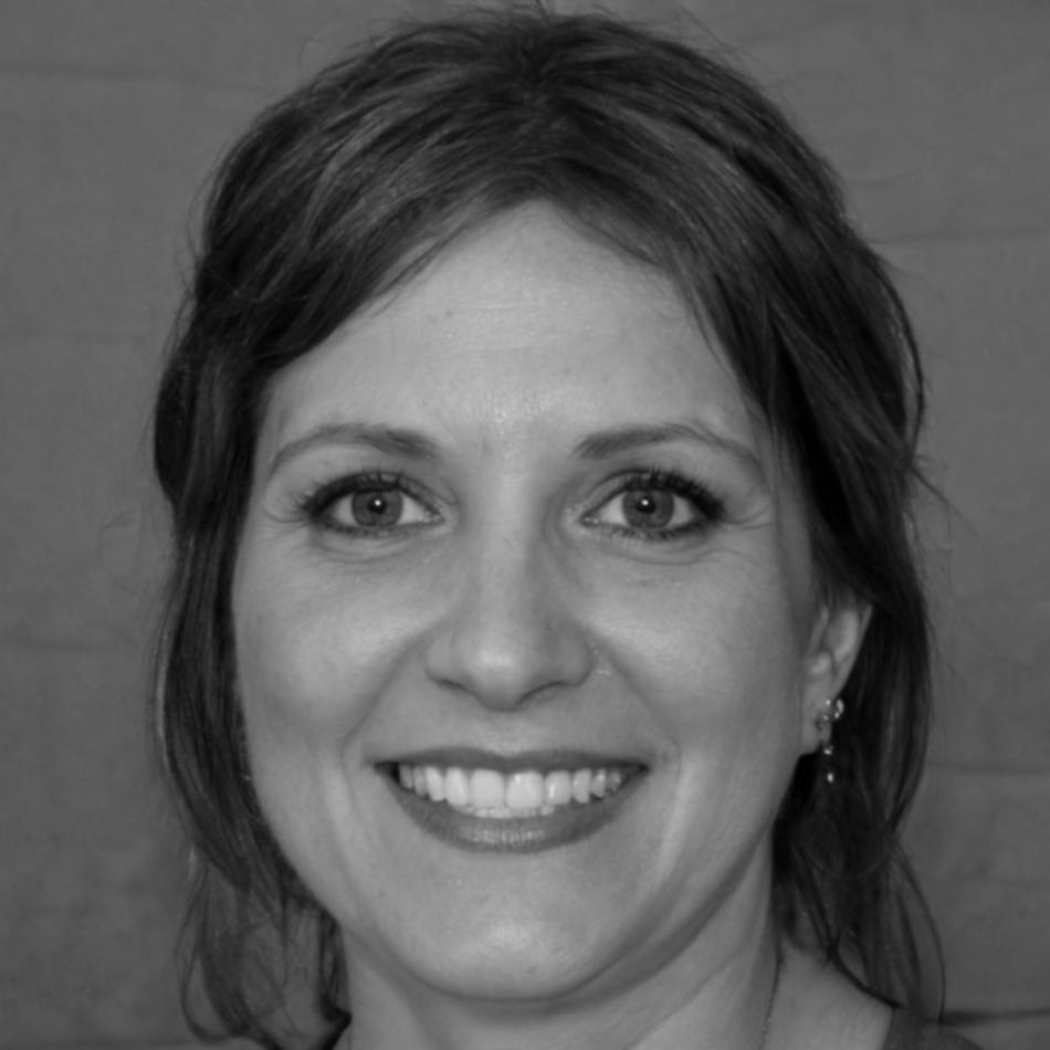 Sarah Müller, Finanzanalystin